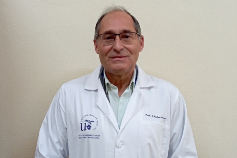 Dr. Anselmo Andrés Martín
