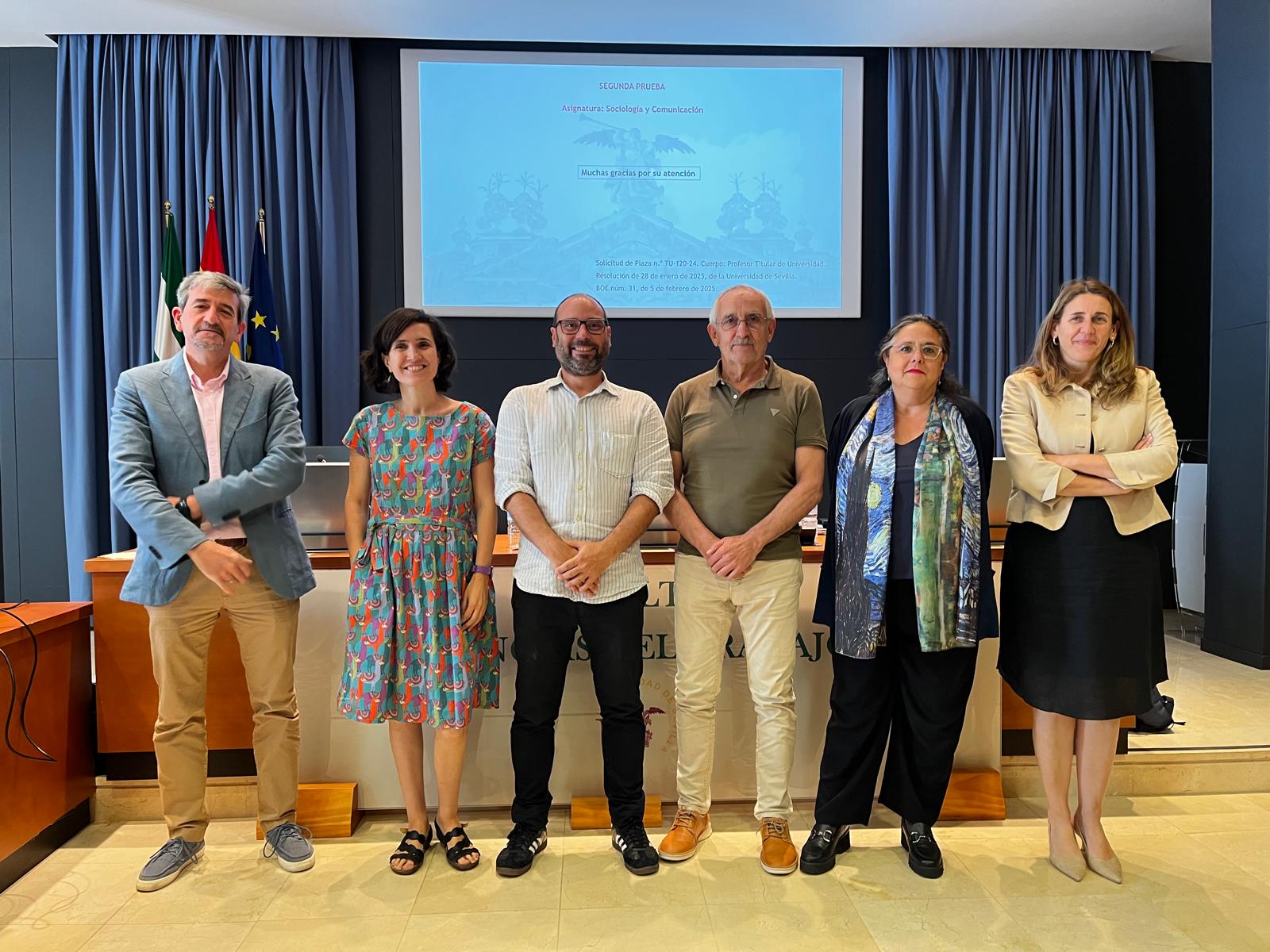 Vicente Barragán Gana plaza de Profesor Titular de Universidad