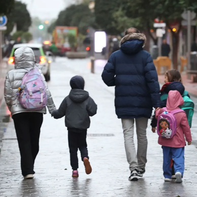Sevilla se convierte en una ciudad de hogares pequeños: casi el 60% vive solo o en pareja